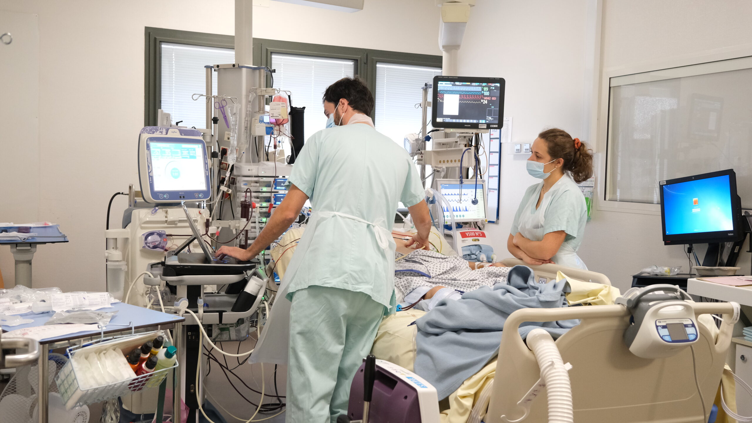 Réanimation polyvalente et neurochirurgicale 9