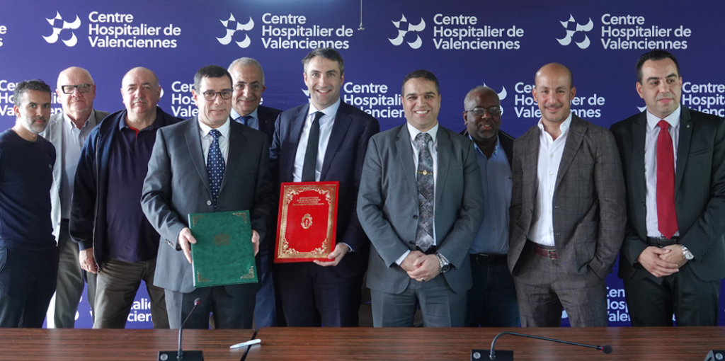Le CHV et l’Hôpital Militaire d’Instruction Mohammed V signent une coopération inédite en matière de chirurgie assistée par robot.